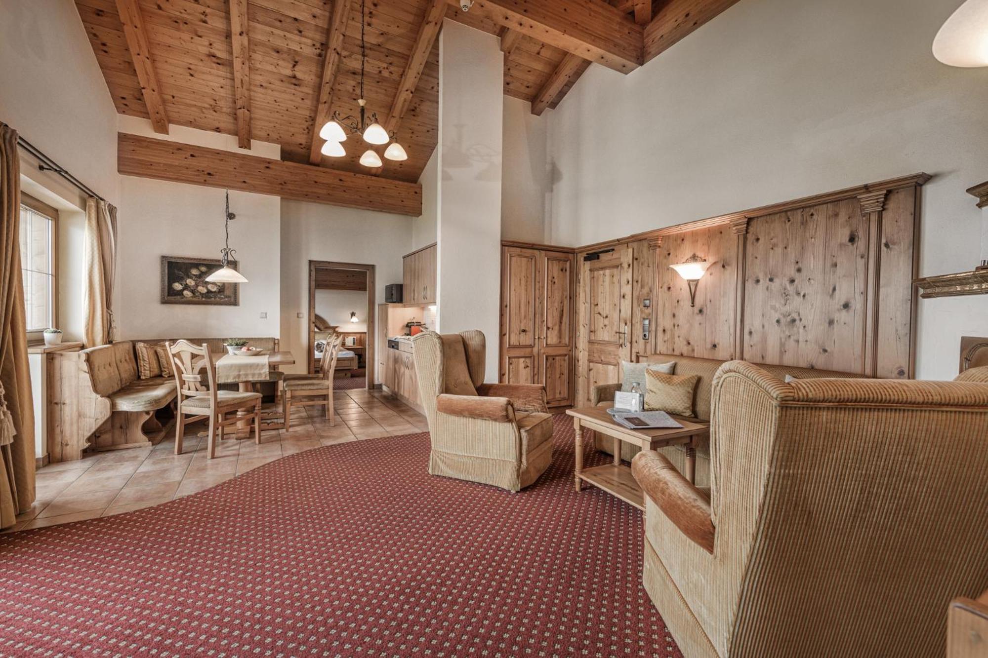 Aster Boutique Hotel & Chalets Фюгенберг Стая снимка