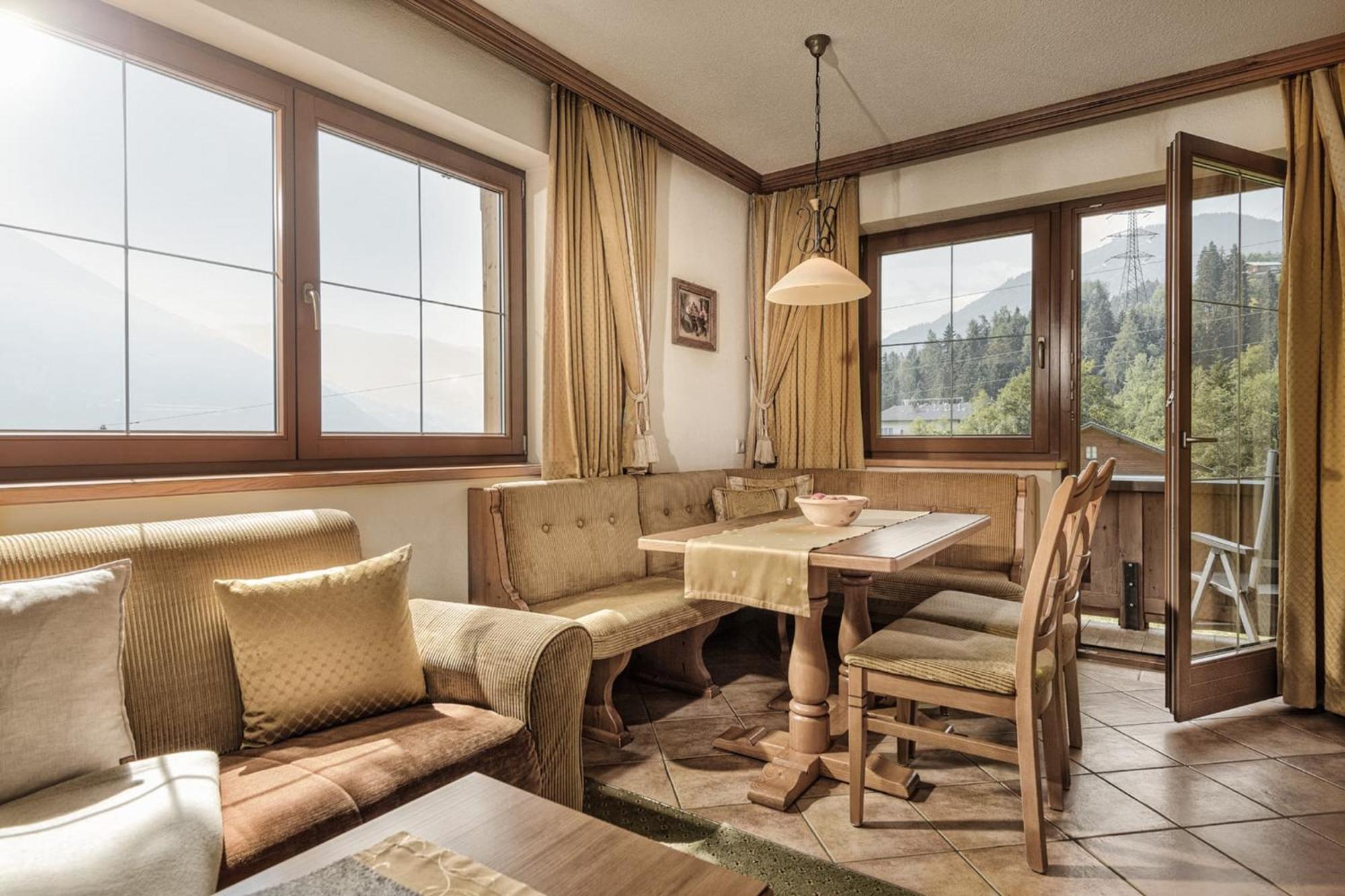 Aster Boutique Hotel & Chalets Фюгенберг Стая снимка