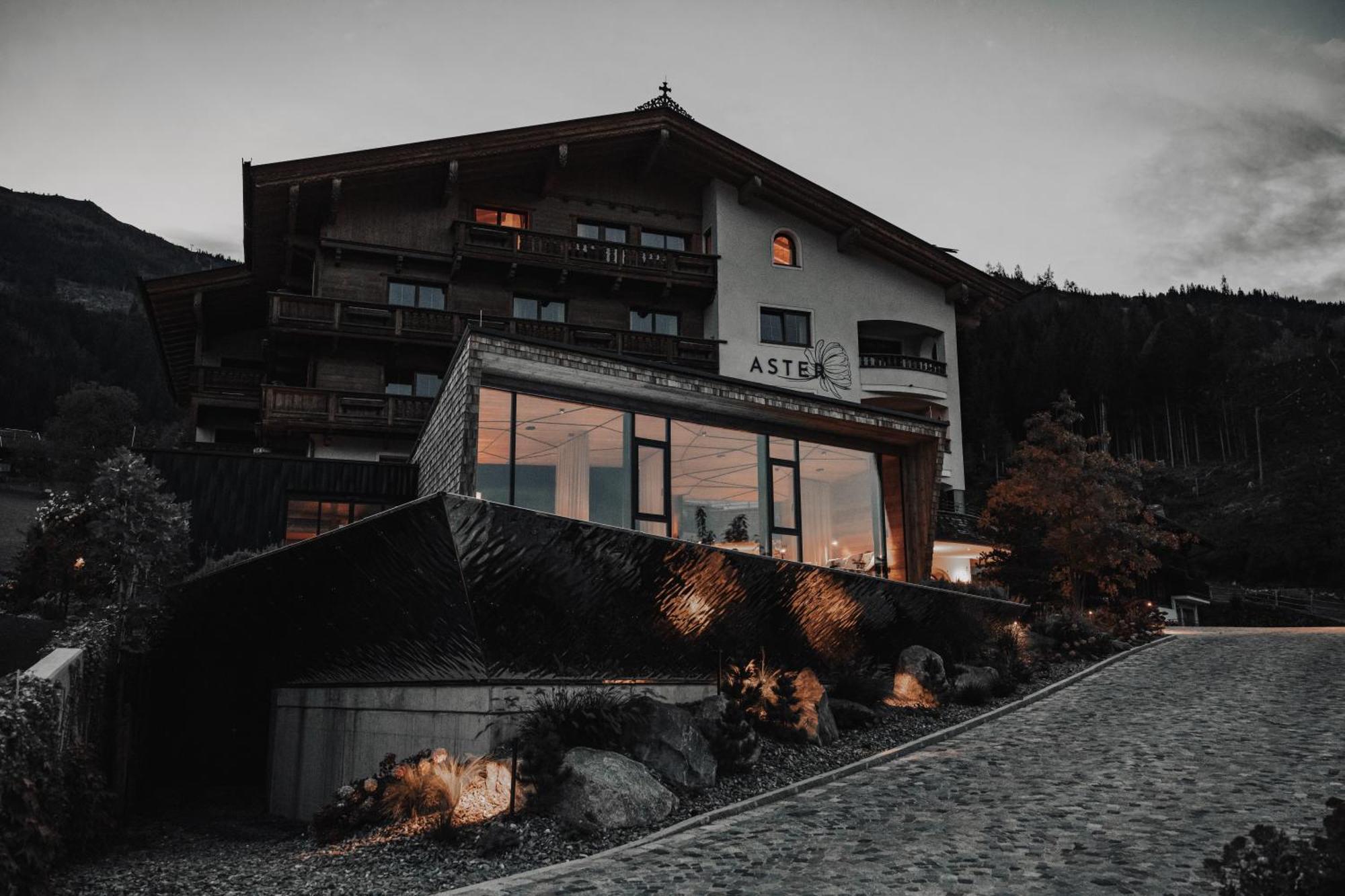 Aster Boutique Hotel & Chalets Фюгенберг Екстериор снимка