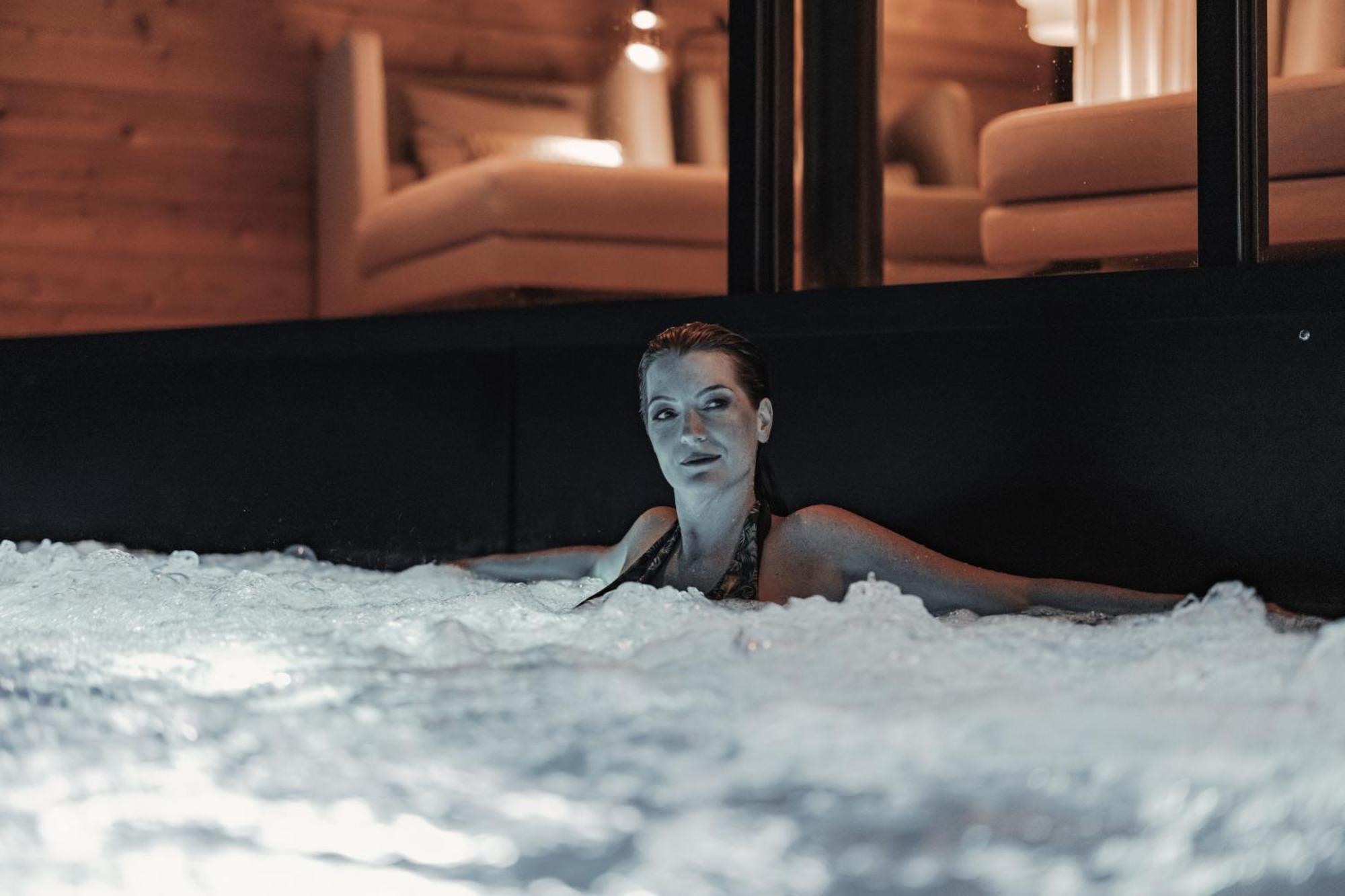 Aster Boutique Hotel & Chalets Фюгенберг Екстериор снимка